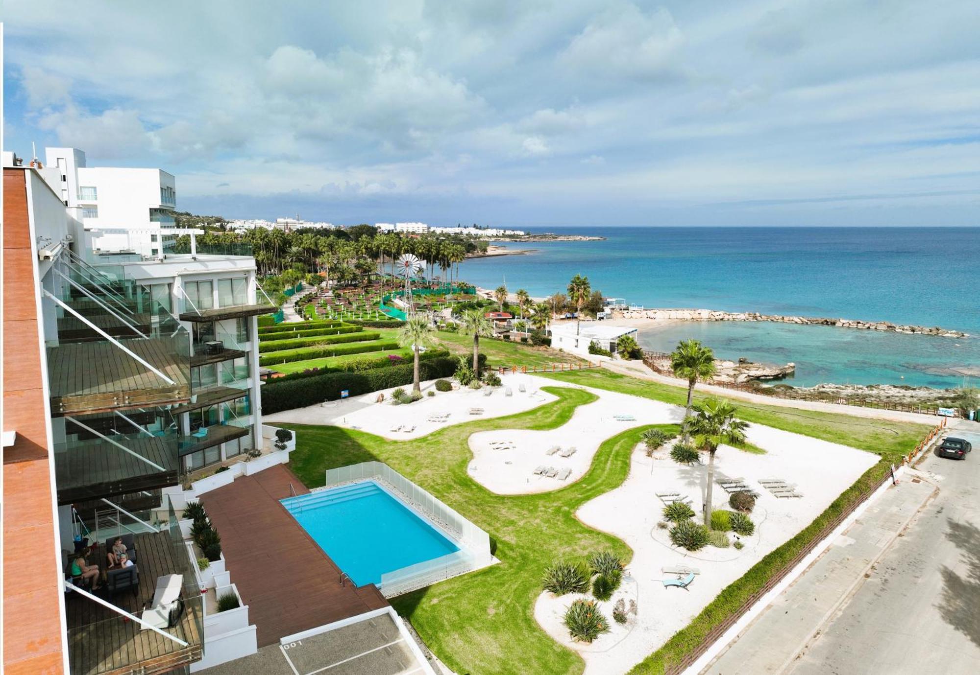 Apartment Marina - Beachfront Protaras Exterior photo